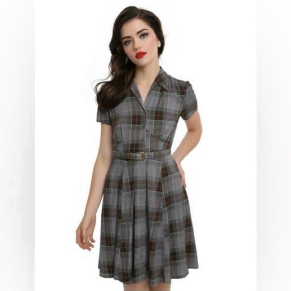 Hot Topic Outlander Plaid 1940's Dress